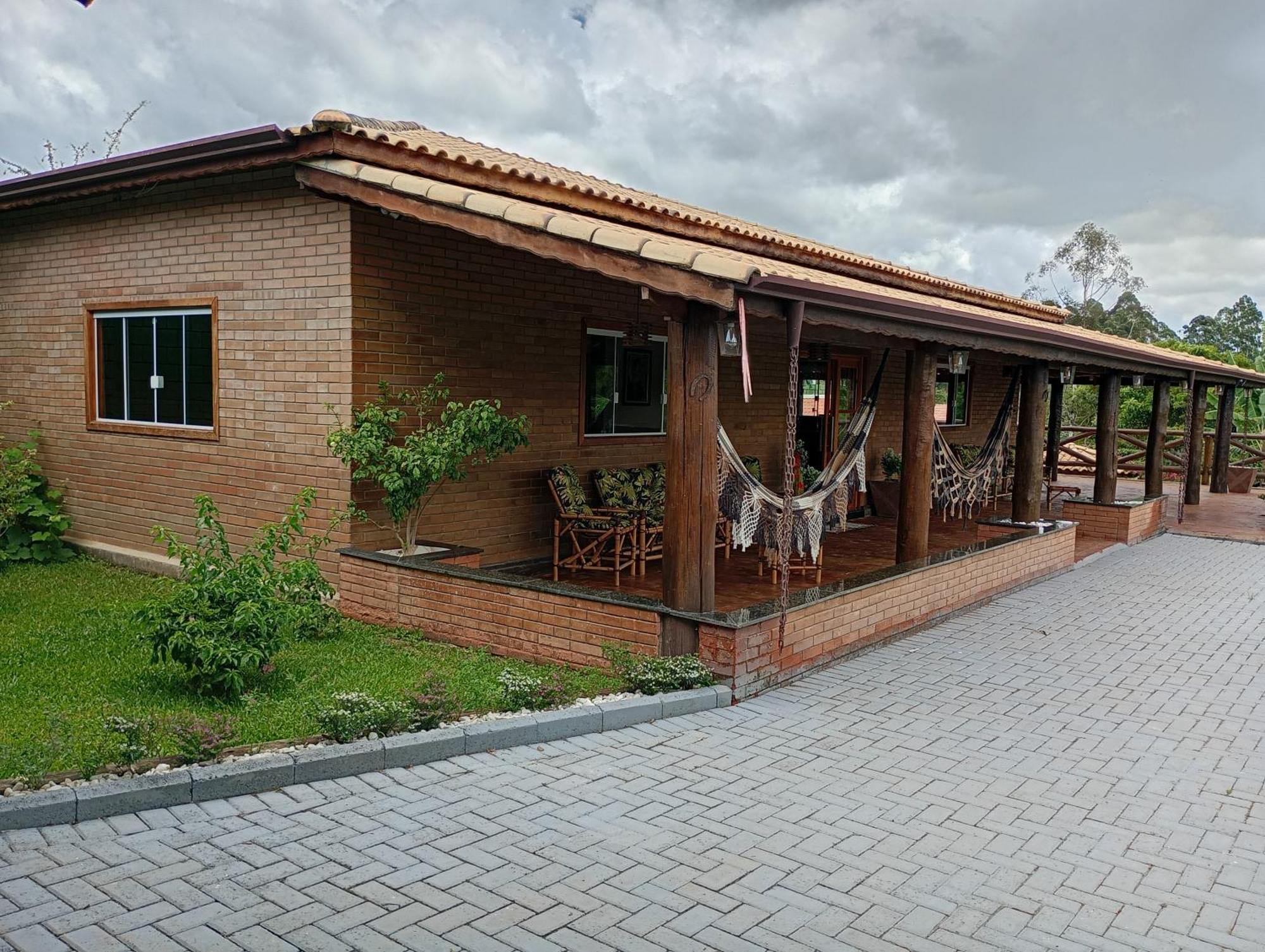 Chacara Alto Padrao Em Igarata Villa Bagian luar foto