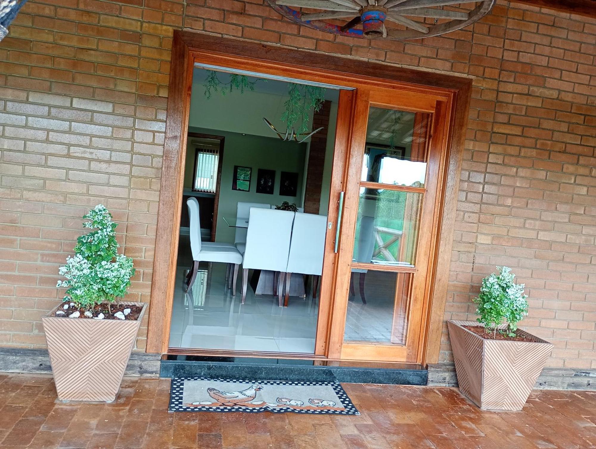 Chacara Alto Padrao Em Igarata Villa Bagian luar foto